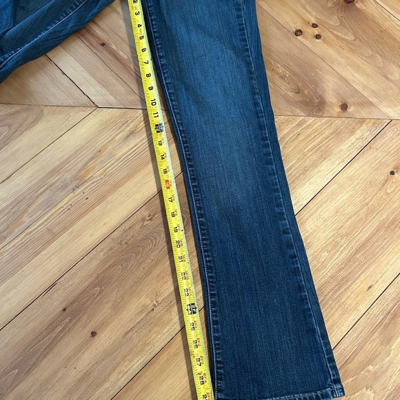 Stylish Simply Vera Women's Boot cut Leg Jeans - Picture 5 of 8